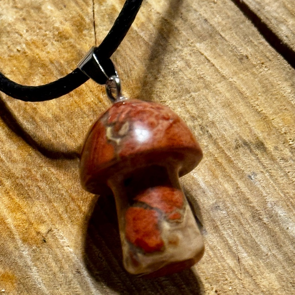 Artisan Red‎ and Tan Mushroom Pendant Necklace